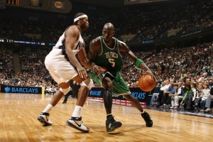 米兰体育网址-G队中场掌控比赛节奏，专家称赞，gr战队比赛