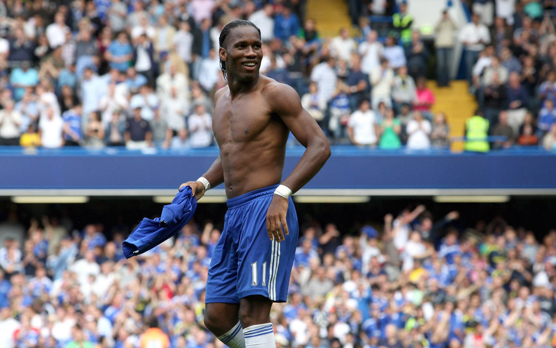 Faker操作风采震撼赛场观众,faker操作名场面